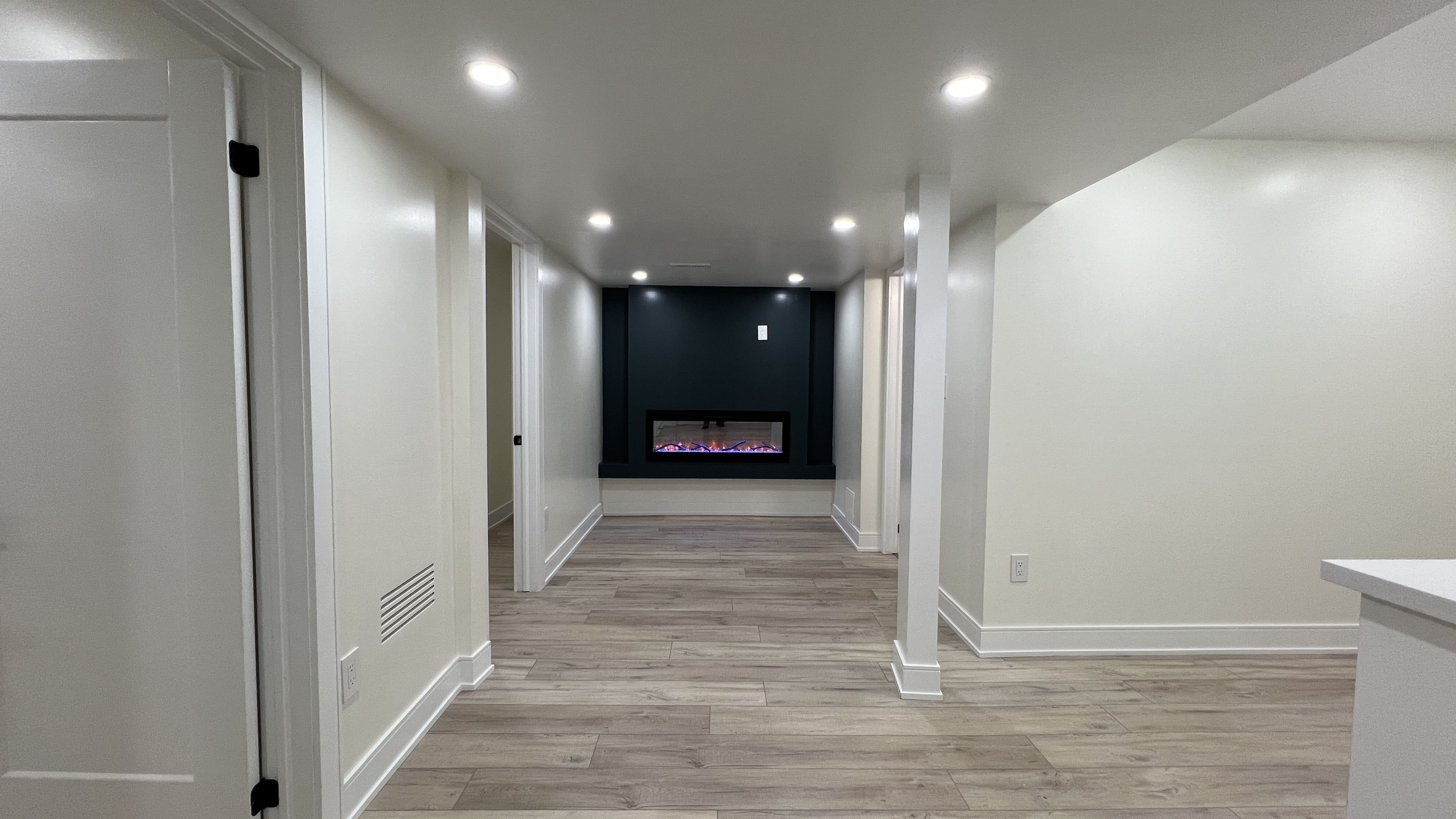Gurivinder — Second unit interior